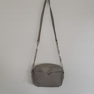 Express cross body bag
